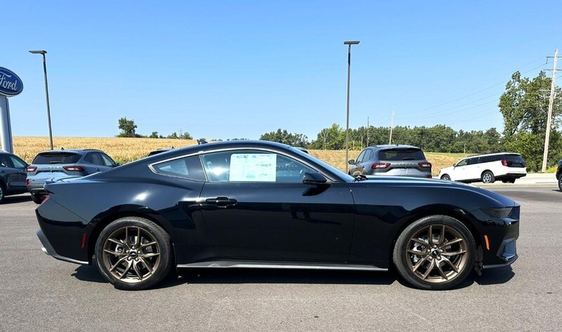 2025 Ford Mustang EcoBoost Premium photo 2