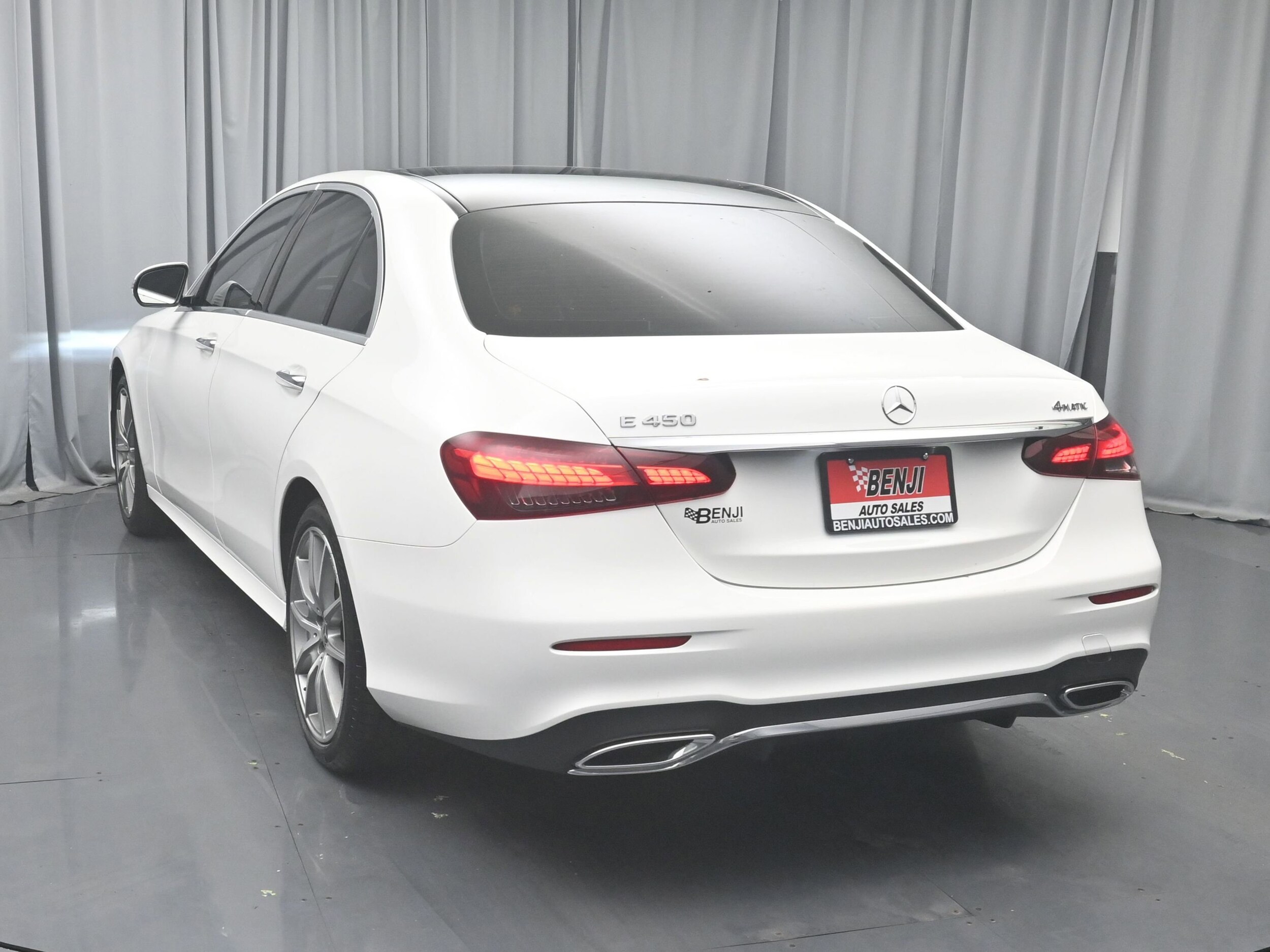 2021 Mercedes Benz E 450 photo 4