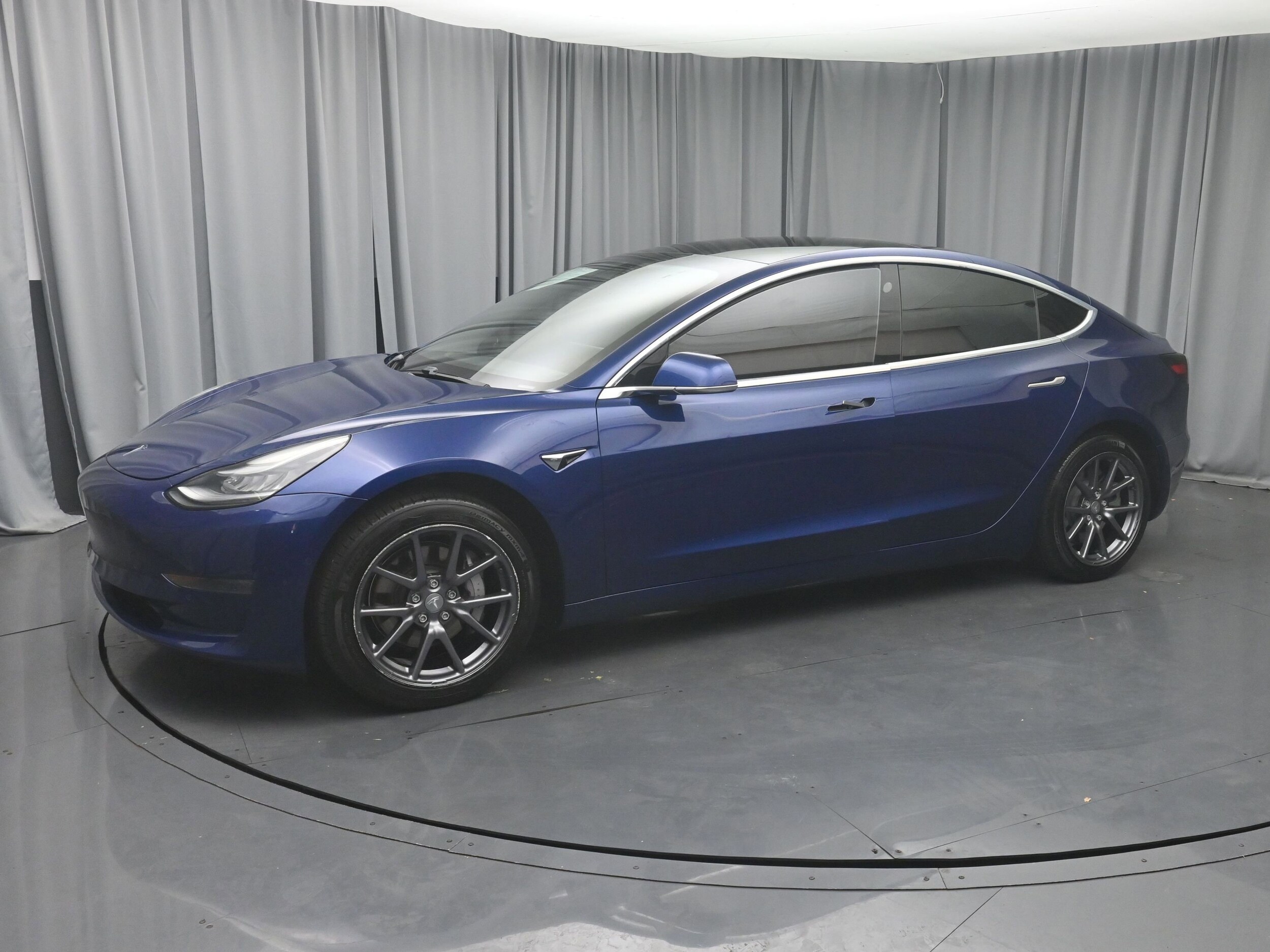 2020 Tesla Model 3 photo 2