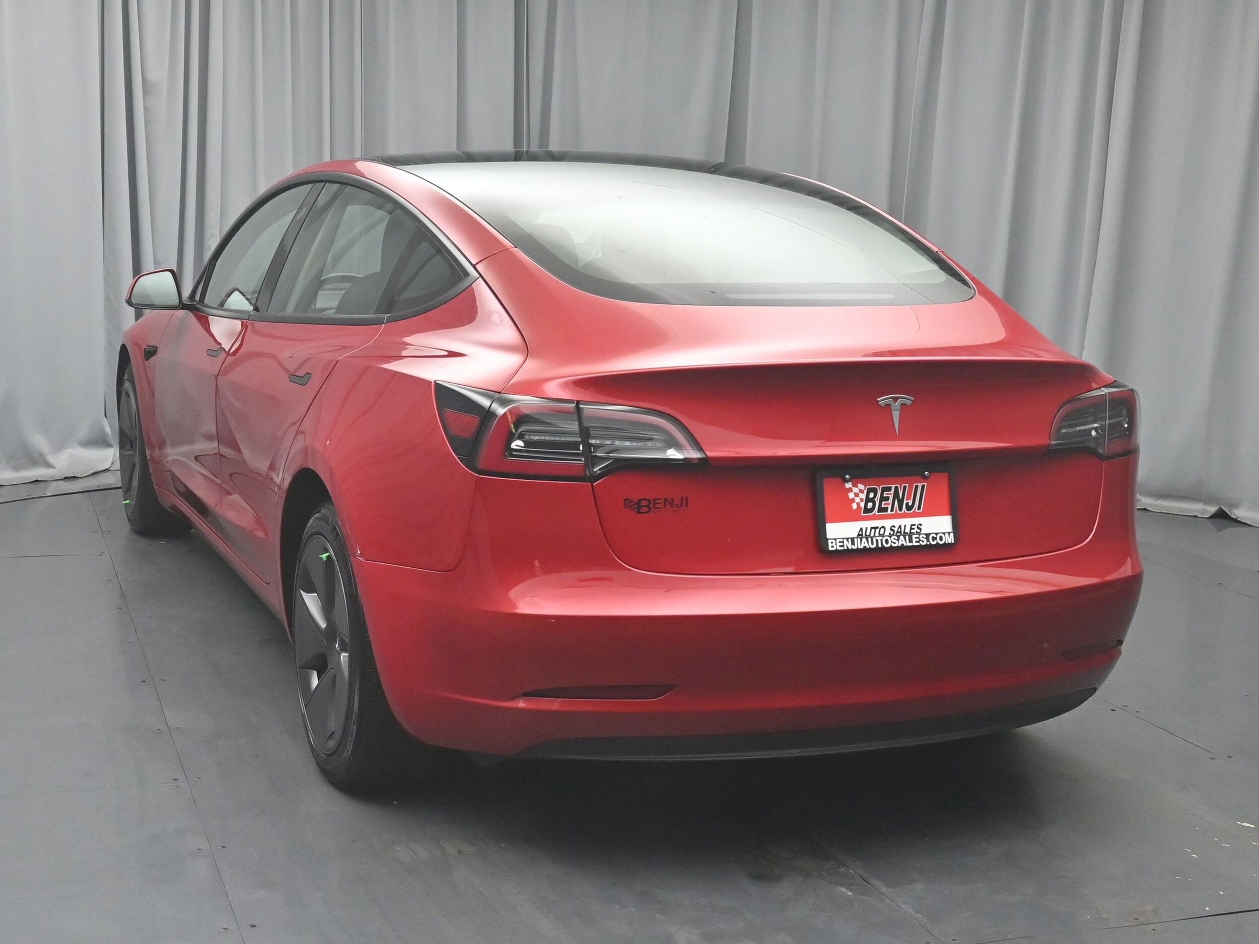 2023 Tesla Model 3 photo 4