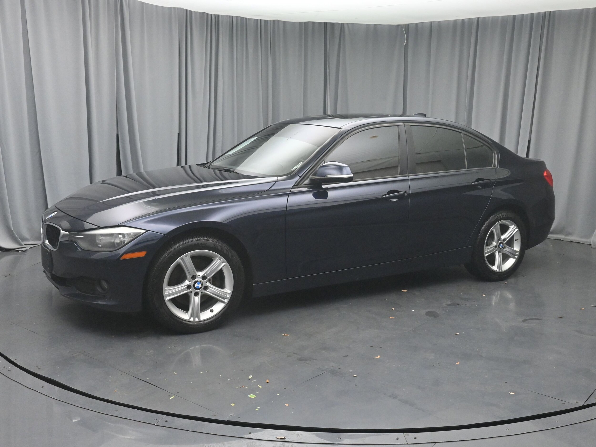 2015 Bmw 320i xDrive photo 2
