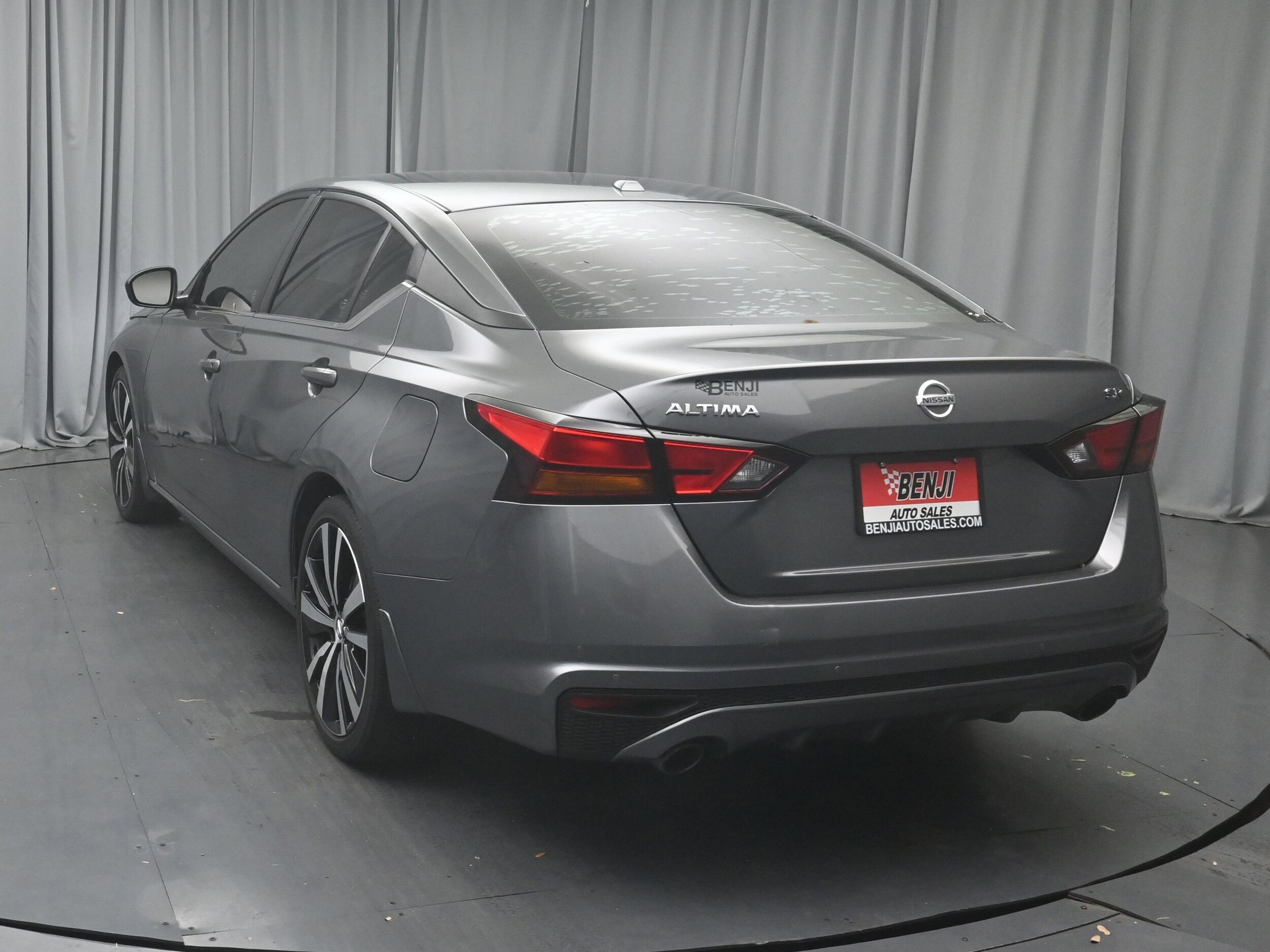 2021 Nissan Altima 2.5 SR photo 4