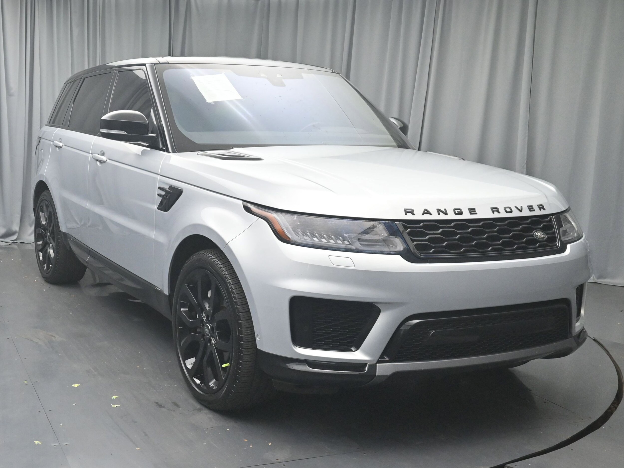 2021 Land Rover Range Rover Sport HSE Silver Edition photo 4