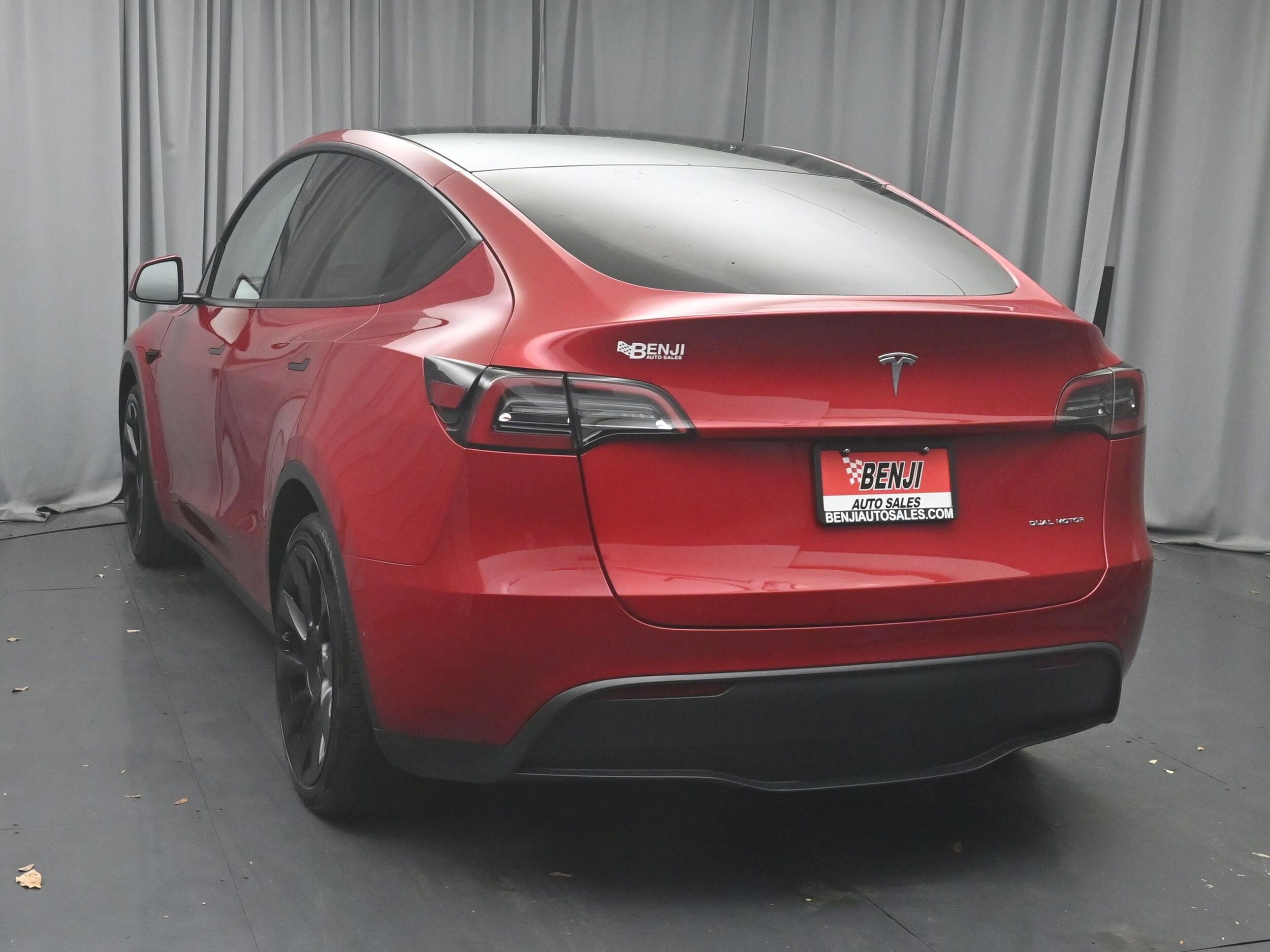 2021 Tesla Model Y Long Range photo 4