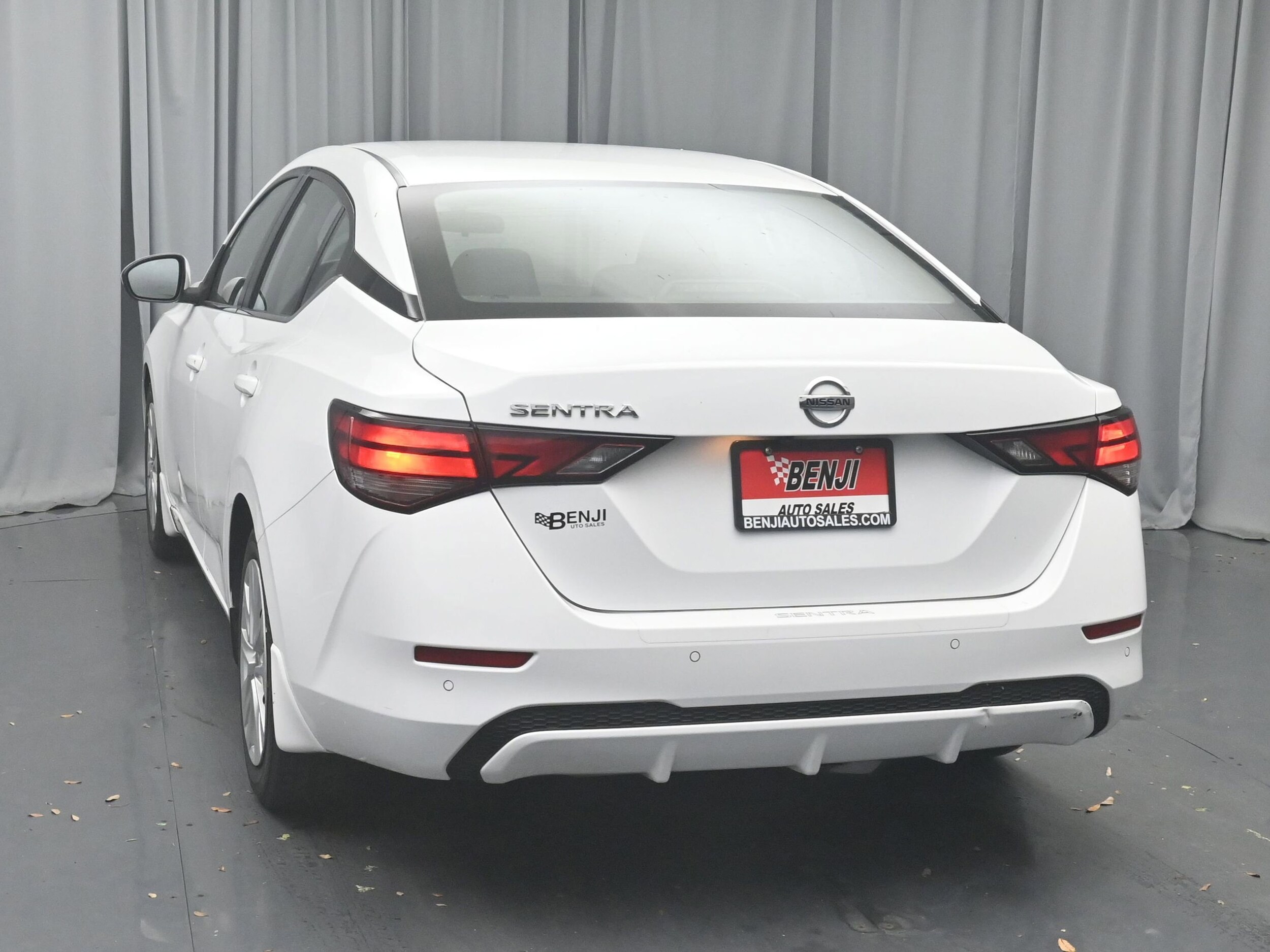 2021 Nissan Sentra S photo 3