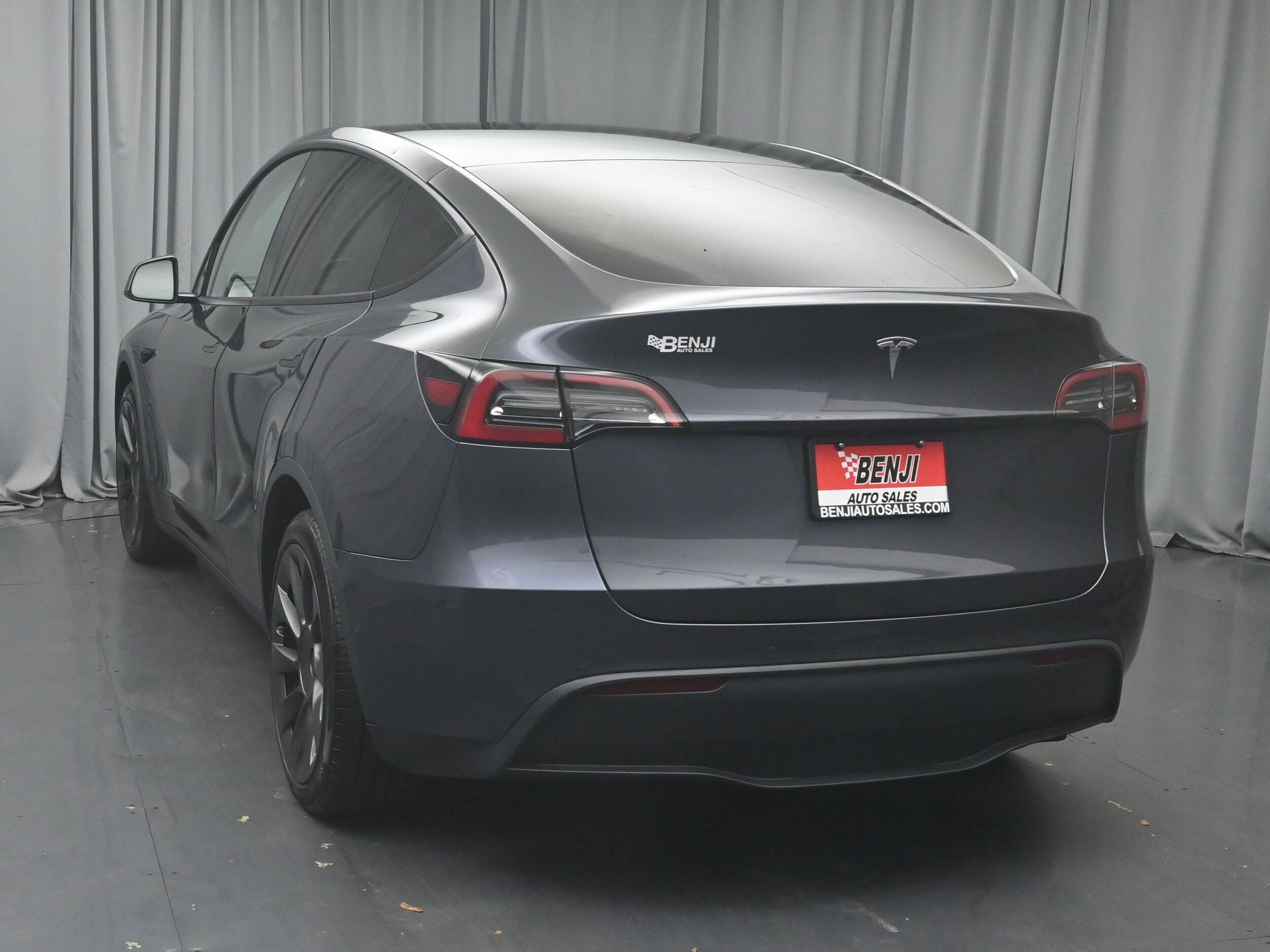 2021 Tesla Model Y Long Range photo 4