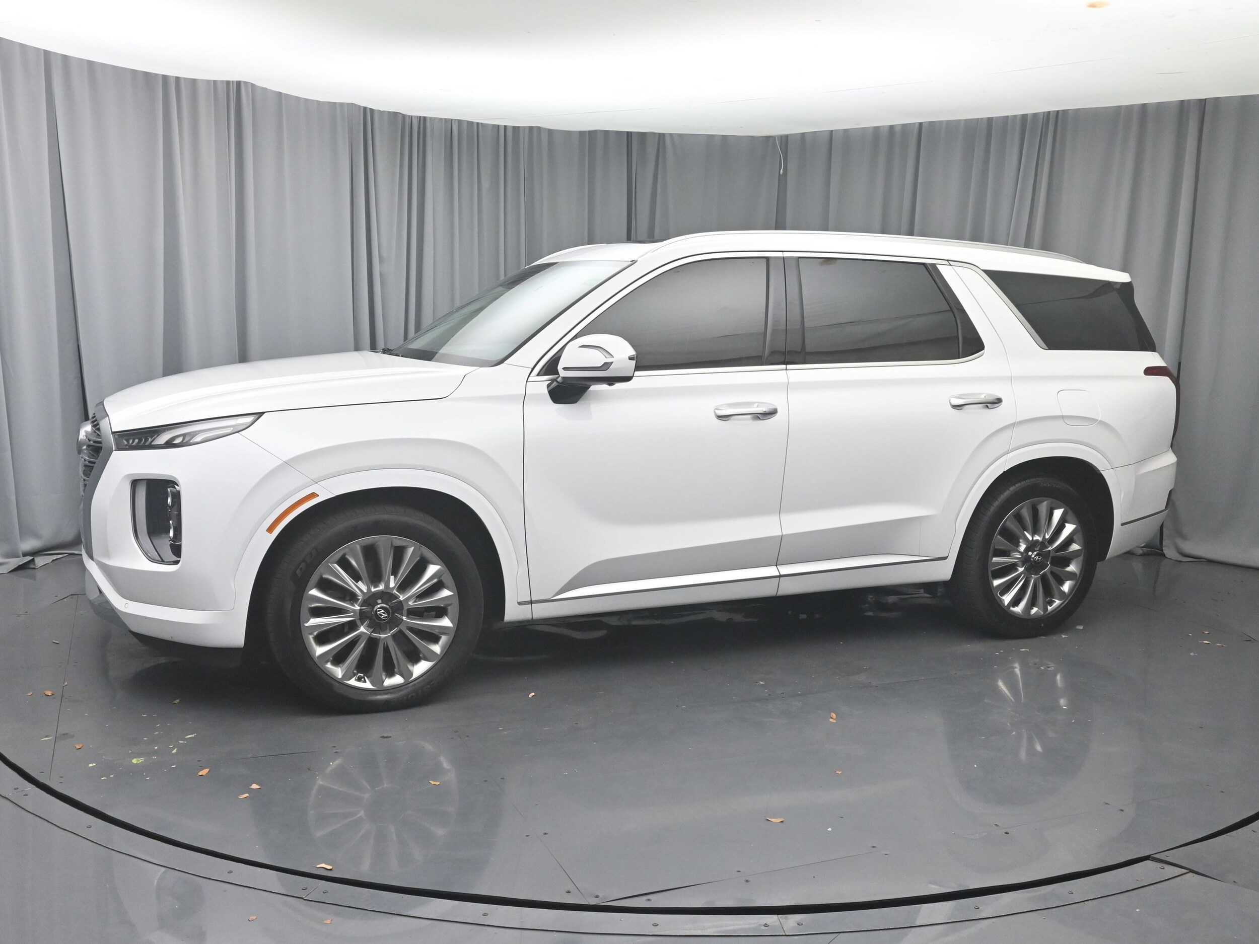 2020 Hyundai Palisade Limited photo 2