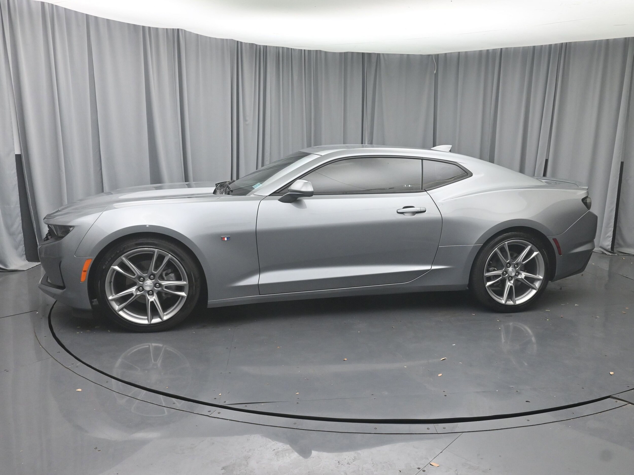 2024 Chevrolet Camaro 1LT photo 3