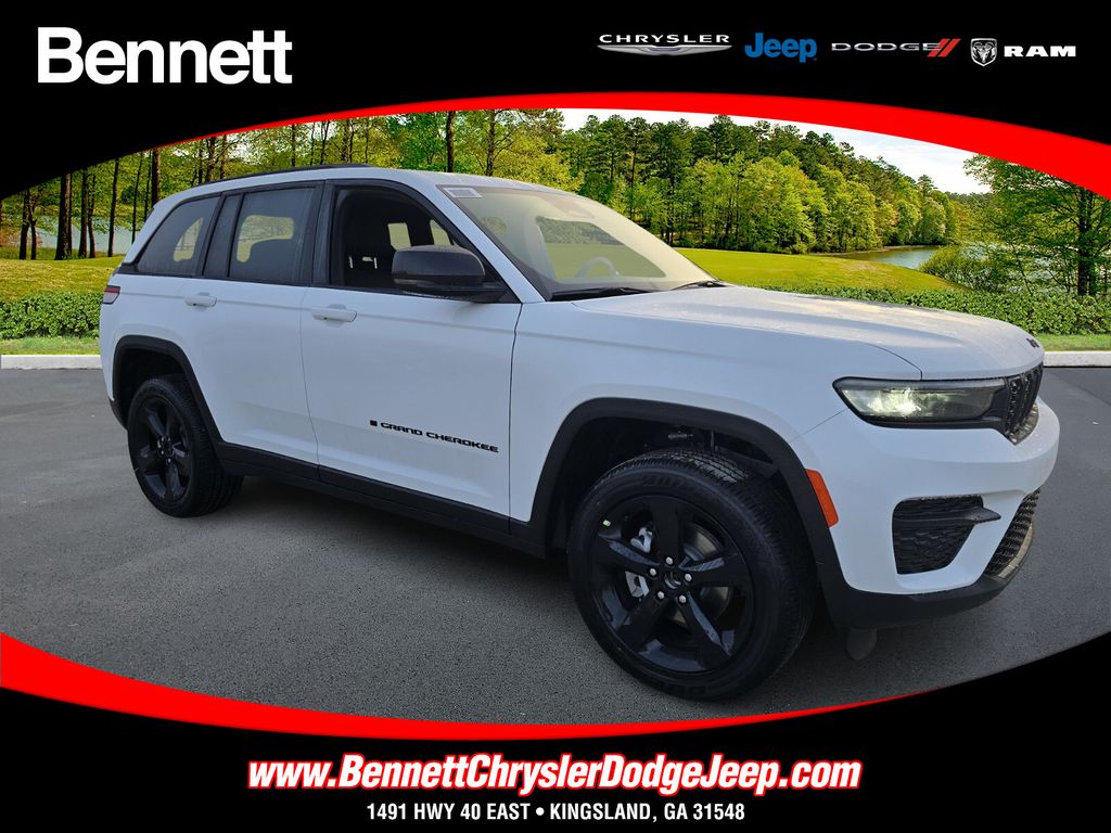 2025 Jeep Grand Cherokee Altitude's photo