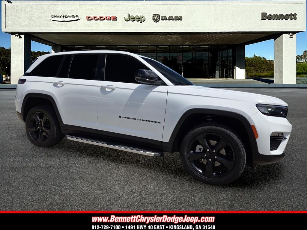 Used 2024 Jeep Grand Cherokee Limited SUV