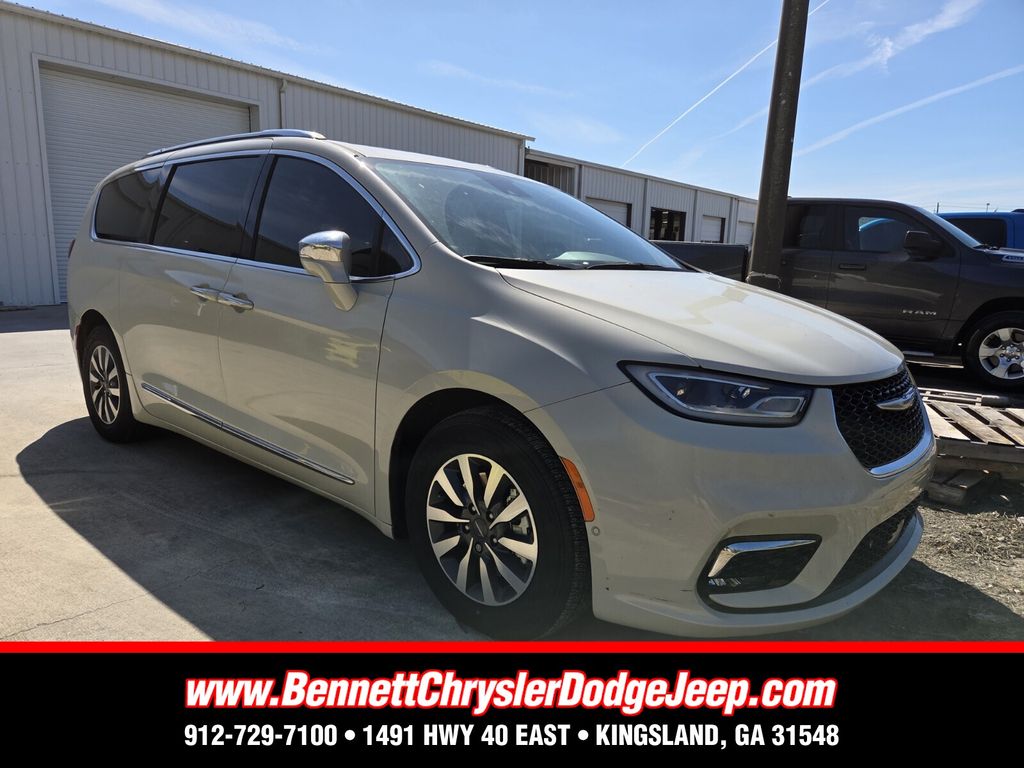 2021 Chrysler Pacifica Hybrid Limited