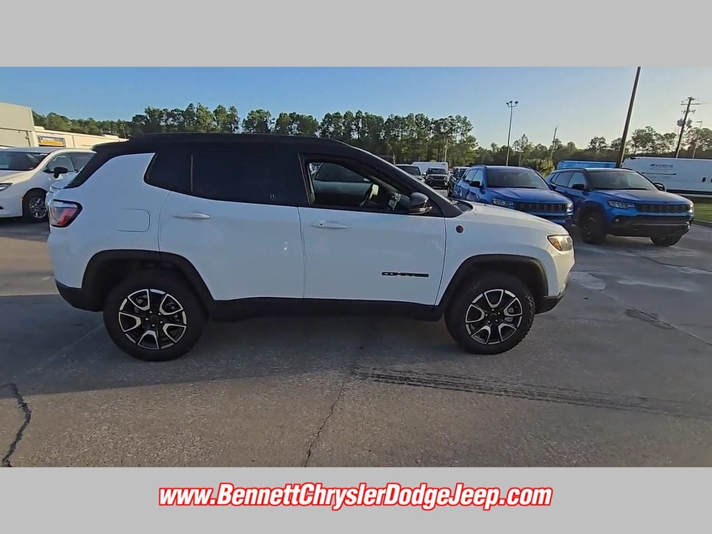 2025 Jeep Compass Trailhawk - Photo 36