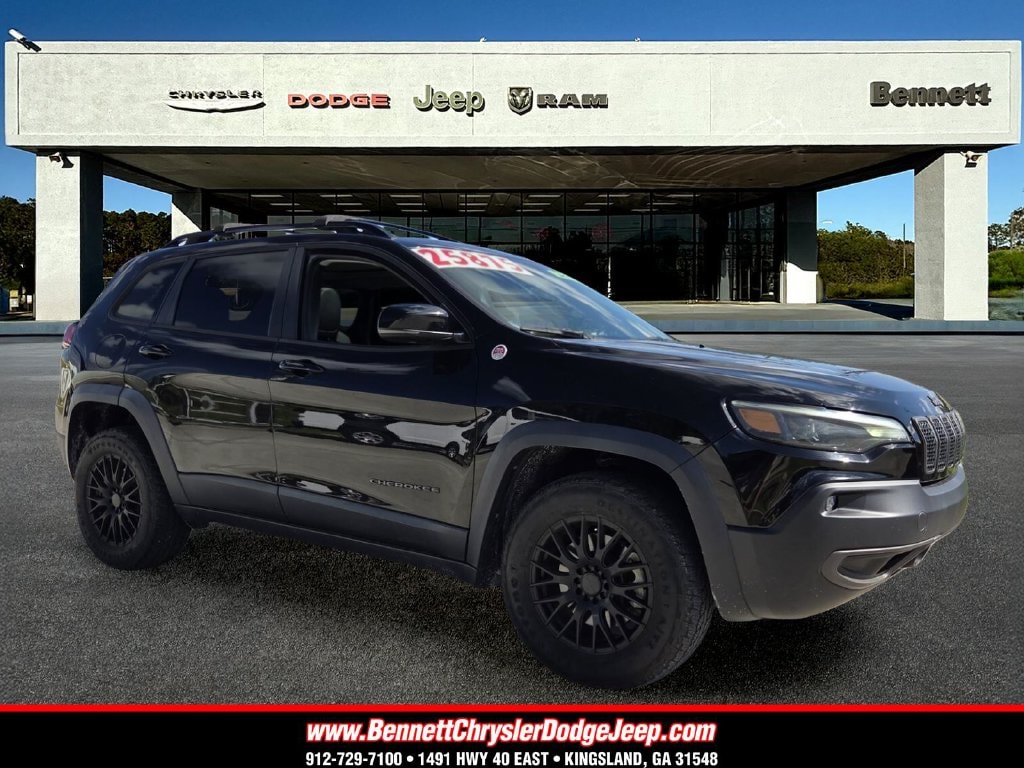 2022 Jeep Cherokee Trailhawk