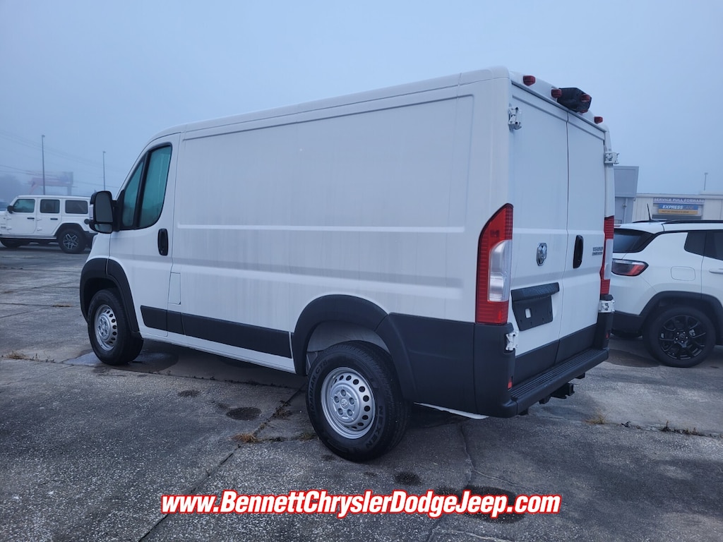 New 2025 Ram ProMaster PROMASTER 1500 TRADESMAN CARGO VAN LOW ROOF 118' W Cargo Van