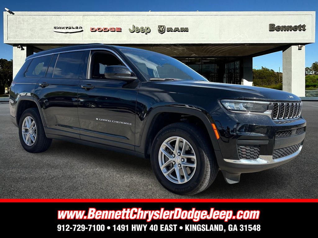 2024 Jeep Grand Cherokee L Laredo's photo