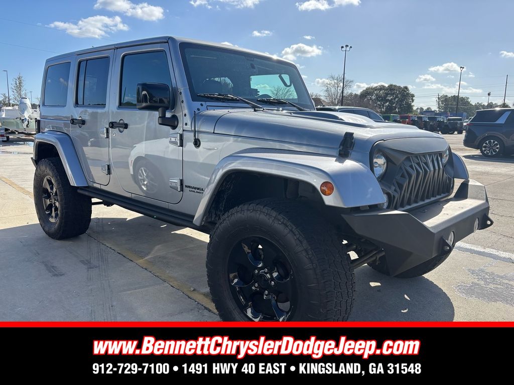 2015 Jeep Wrangler Unlimited Altitude's photo