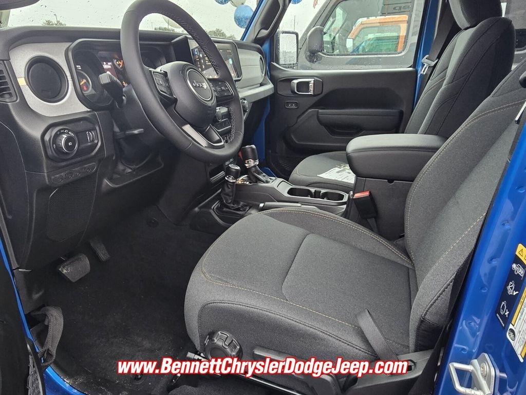 New 2026 Jeep Wrangler 4-DOOR SPORT S Sport Utility