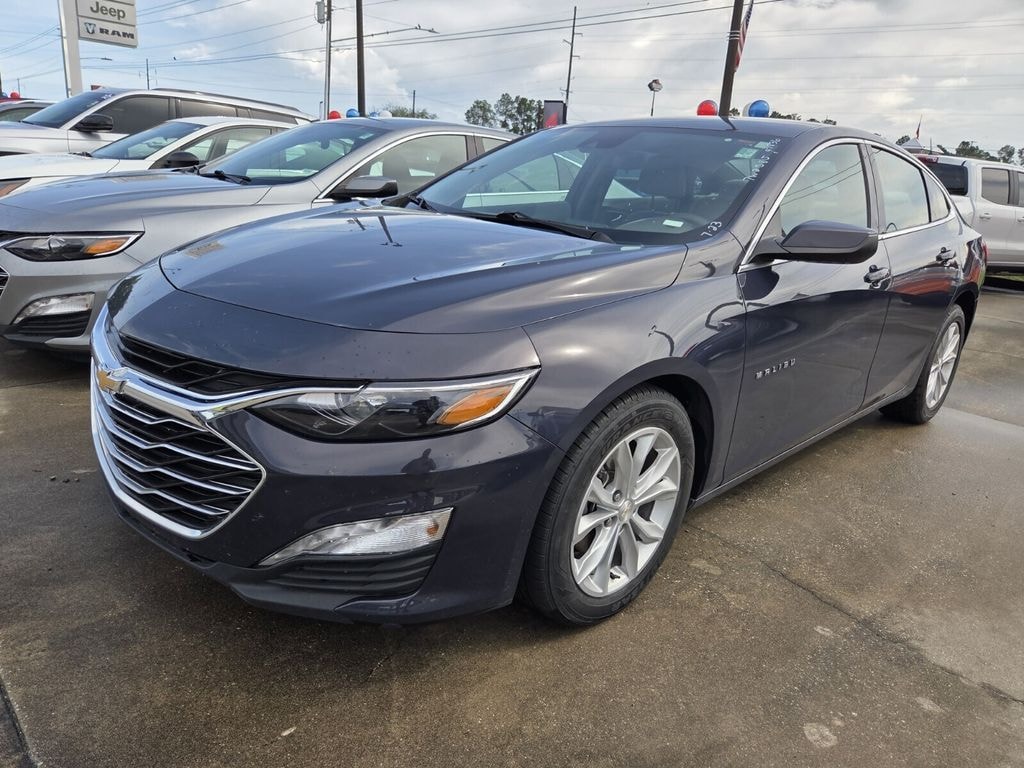 Used 2025 Chevrolet Malibu 1LT Sedan