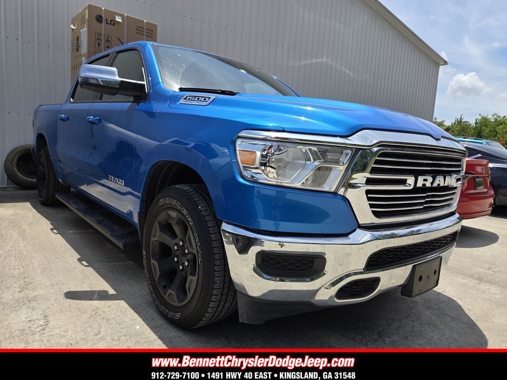 2024 RAM 1500 Laramie 4x4 Crew Cab 5'7's photo