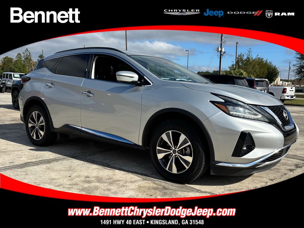 2023 Nissan Murano SV's photo