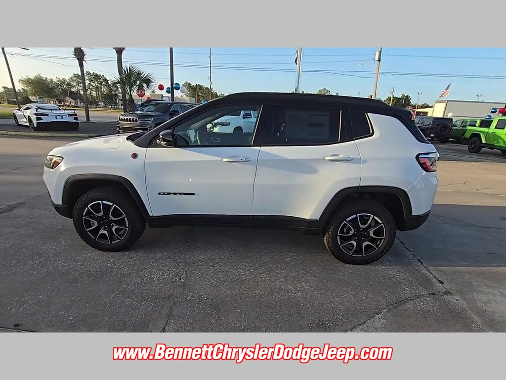 2025 Jeep Compass Trailhawk - Photo 26