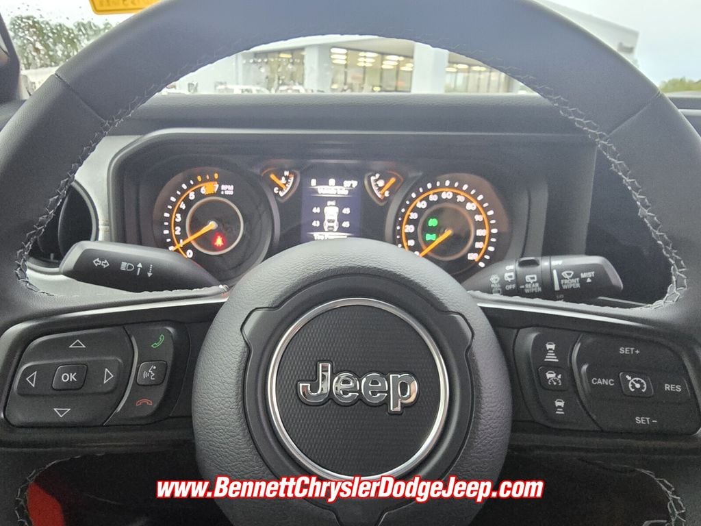 2026 Jeep Wrangler 4-Door Willys - Photo 13