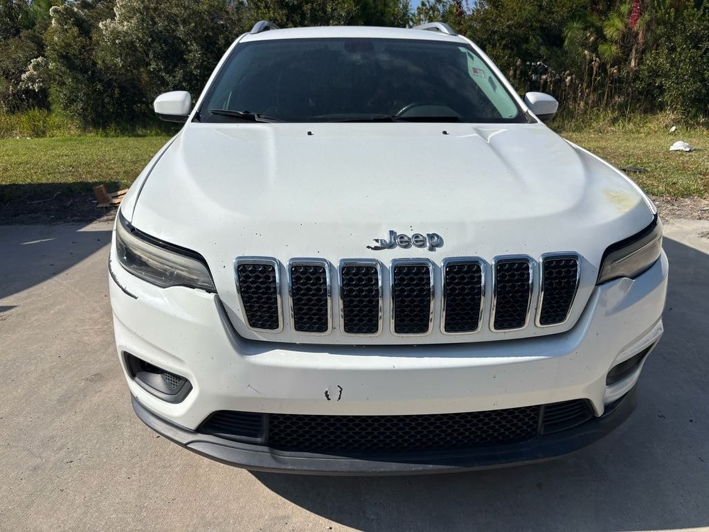 Used 2019 Jeep Cherokee Latitude Plus FWD SUV