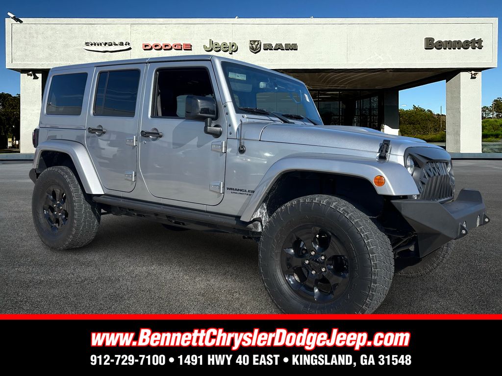 2015 Jeep Wrangler Unlimited Altitude's photo