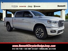 2026 Ram 1500 LARAMIE CREW CAB 4X4 5'7 BOX Pickup