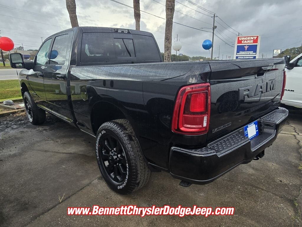 New 2026 Ram 2500 LARAMIE CREW CAB 4X4 6'4 BOX Pickup