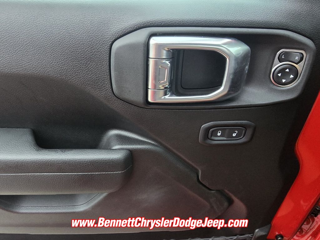 2026 Jeep Wrangler 4-Door Willys - Photo 8