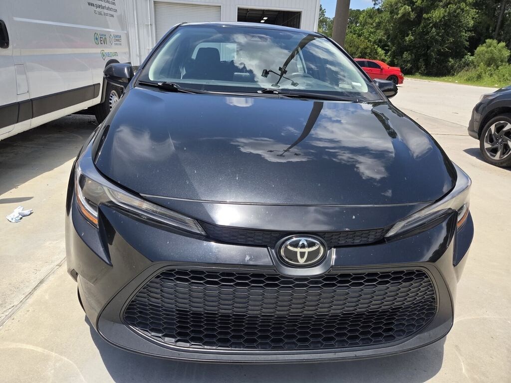 Used 2022 Toyota Corolla LE Sedan