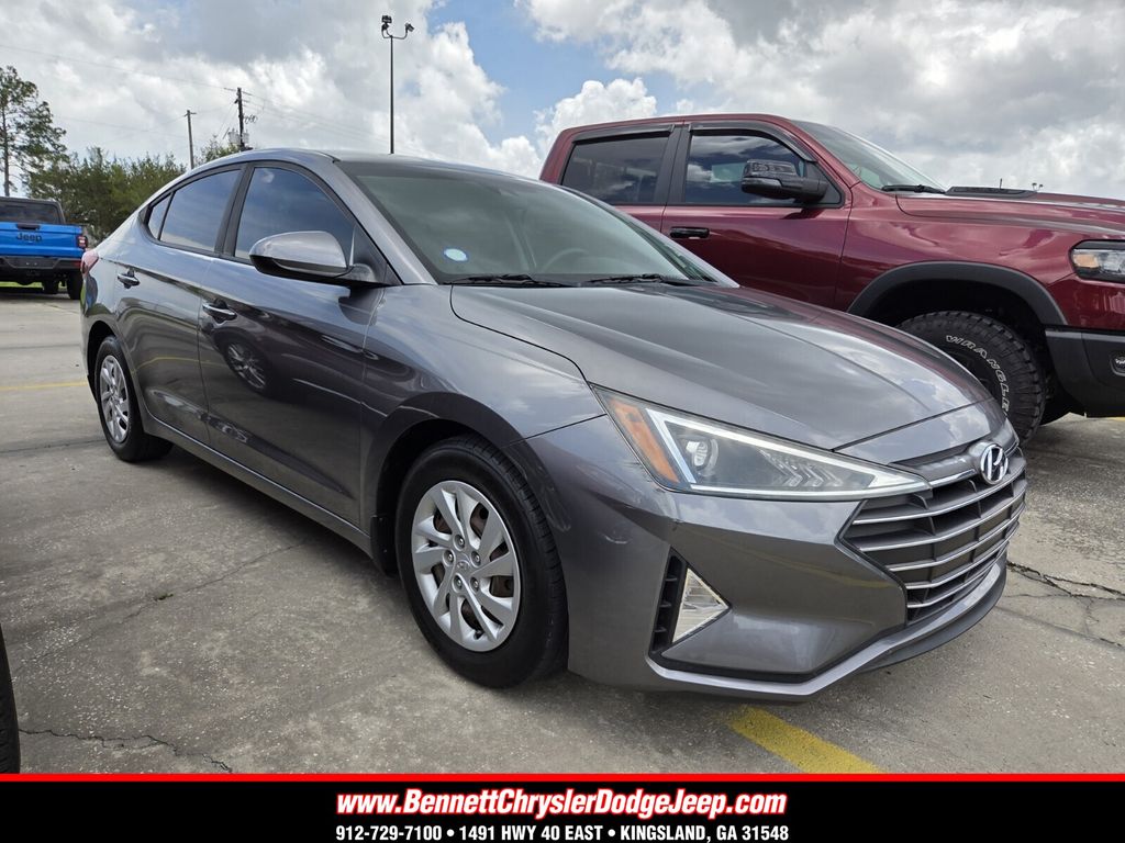 2020 Hyundai Elantra 2.0 SE A/T's photo