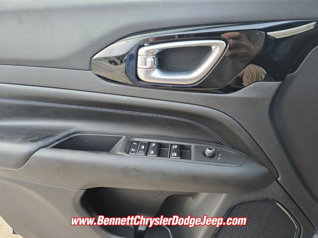 2026 Jeep Compass Altitude Special Edition - Photo 9