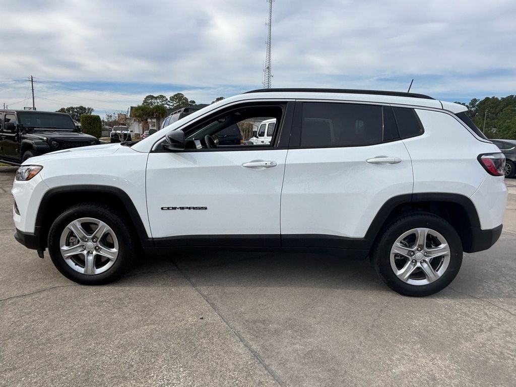 Used 2024 Jeep Compass Latitude SUV