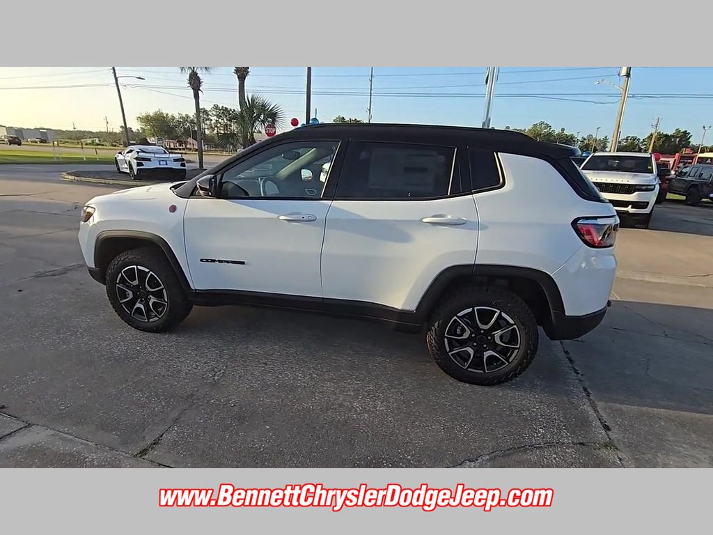 2025 Jeep Compass Trailhawk - Photo 27