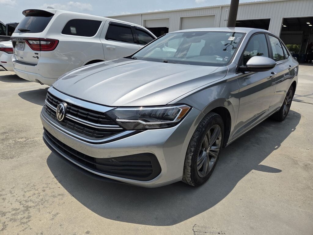 Used 2024 Volkswagen Jetta 1.5T SE Sedan