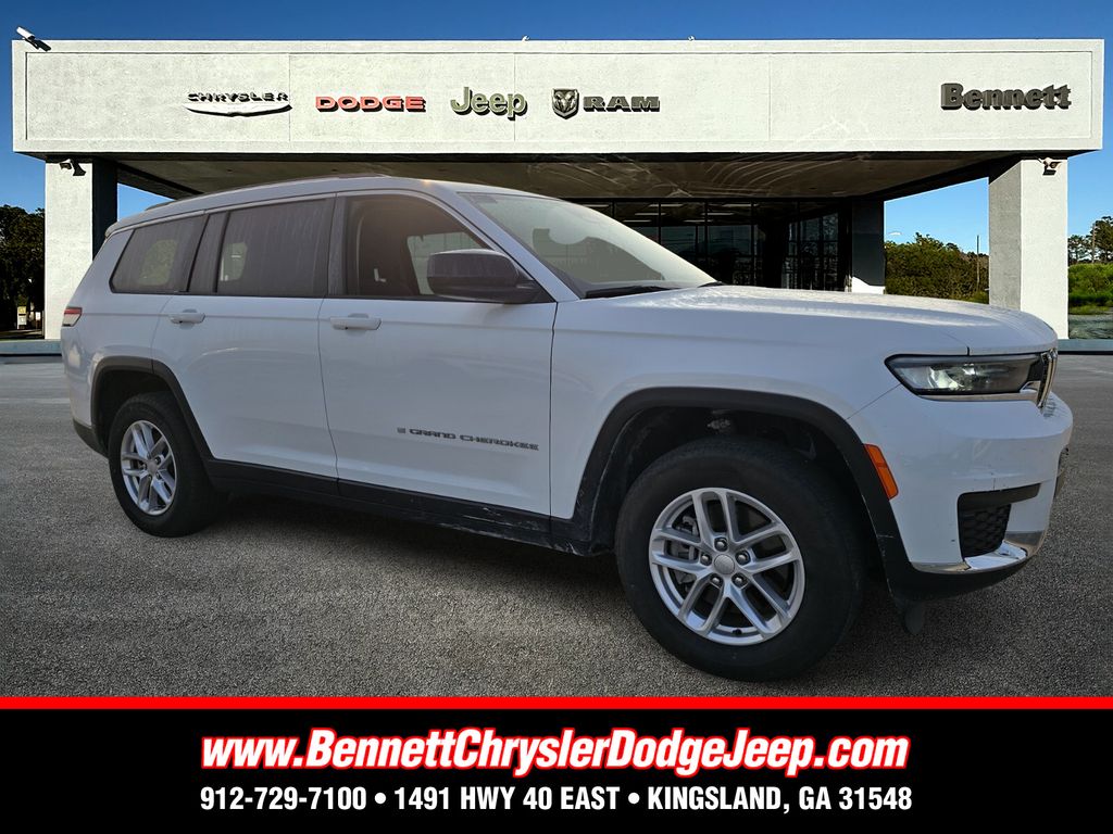 2023 Jeep Grand Cherokee L Laredo's photo