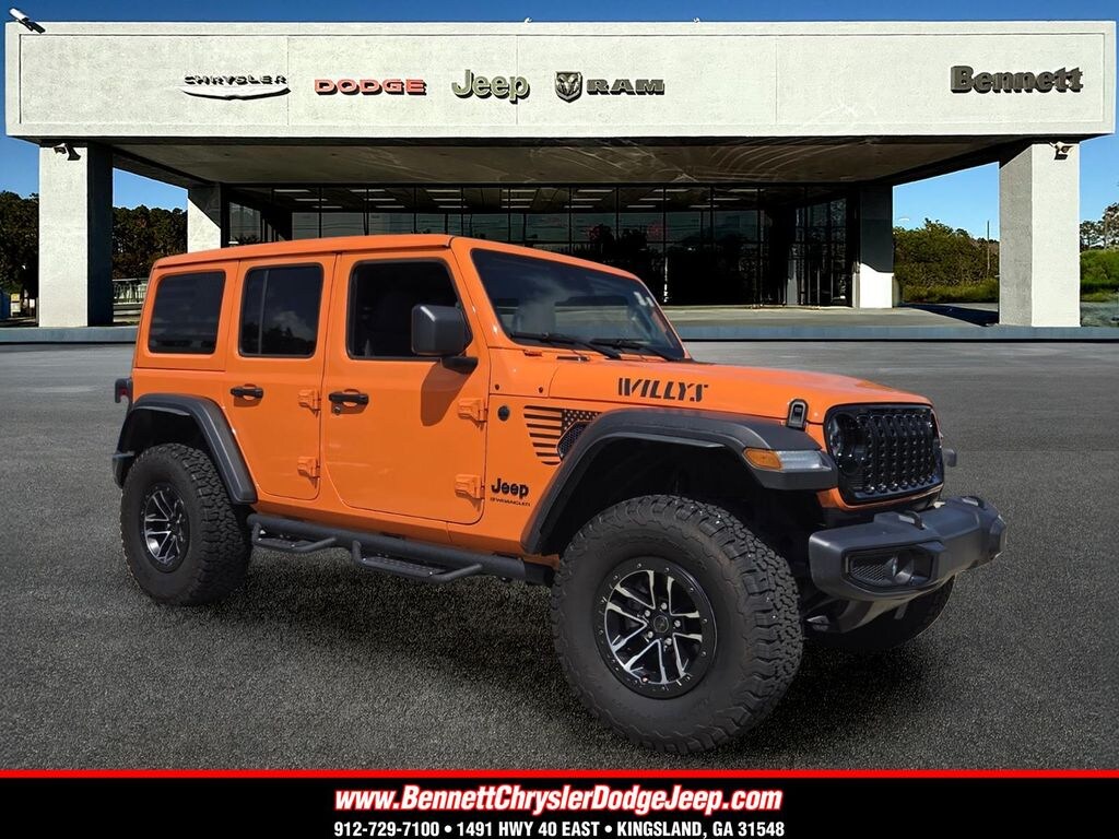 Used 2025 Jeep Wrangler Sport SUV