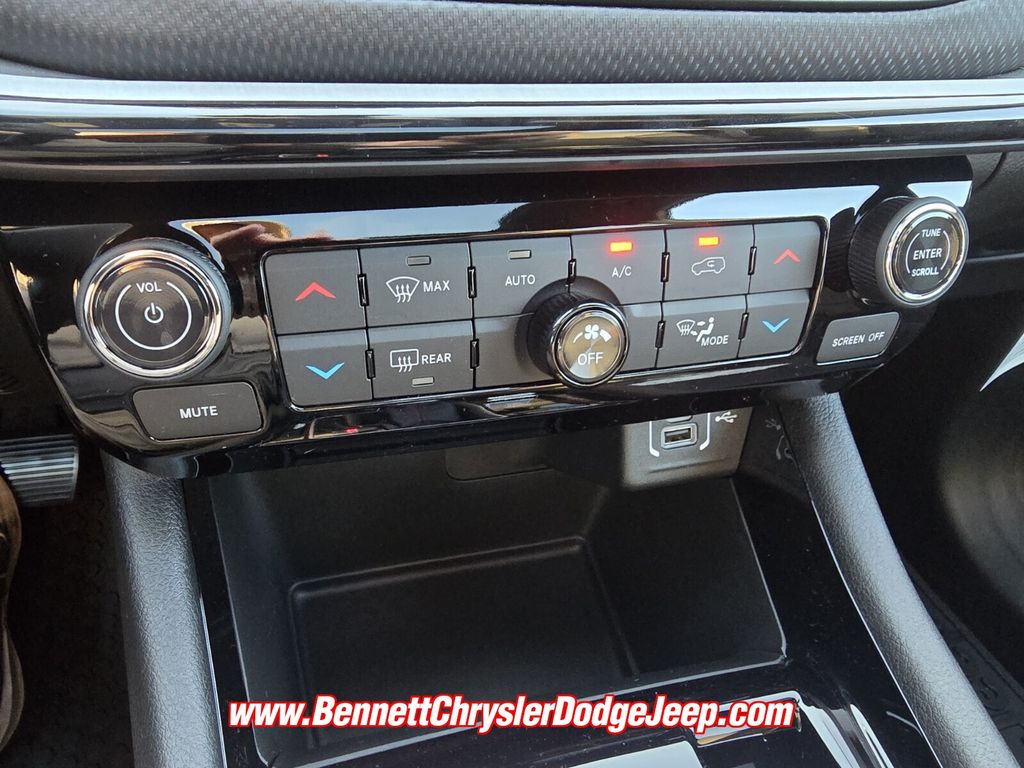 2025 Jeep Compass Trailhawk - Photo 13