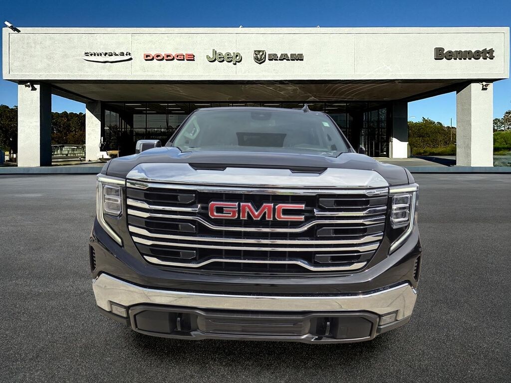 Used 2025 GMC Sierra 1500 SLT Truck Crew Cab