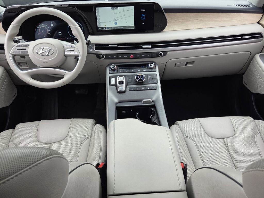 2024 Hyundai Palisade Limited - Photo 14