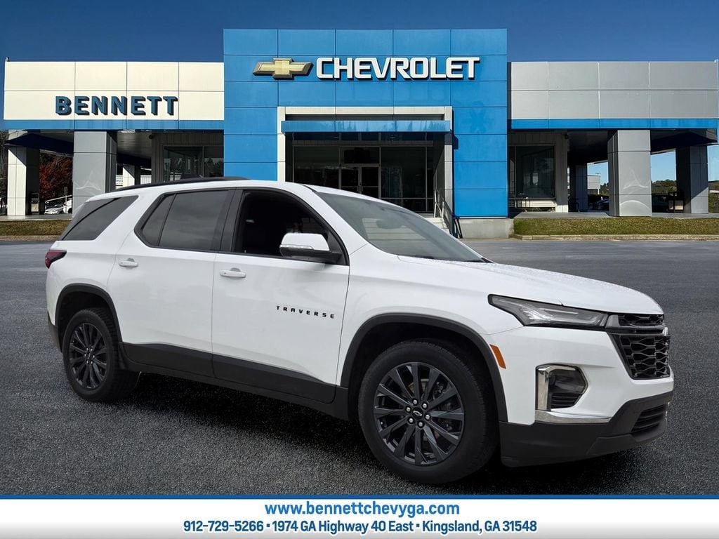 Used 2023 Chevrolet Traverse RS SUV