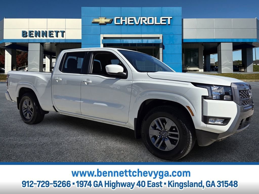 Used 2025 Nissan Frontier SV