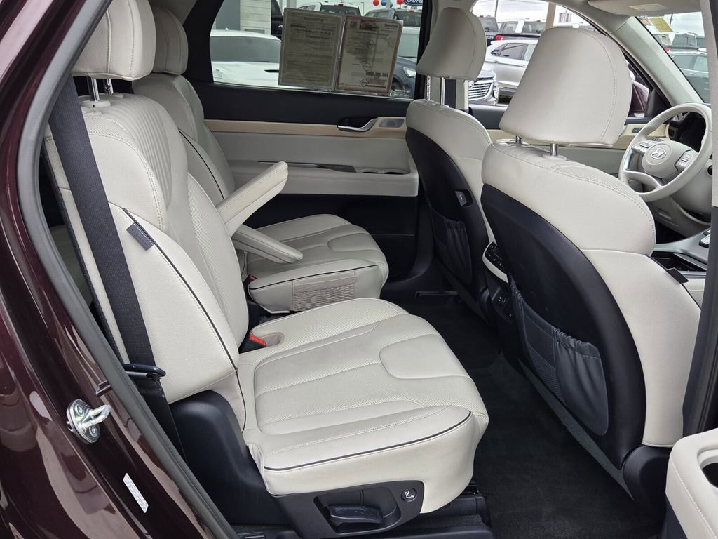 2024 Hyundai Palisade Limited - Photo 19