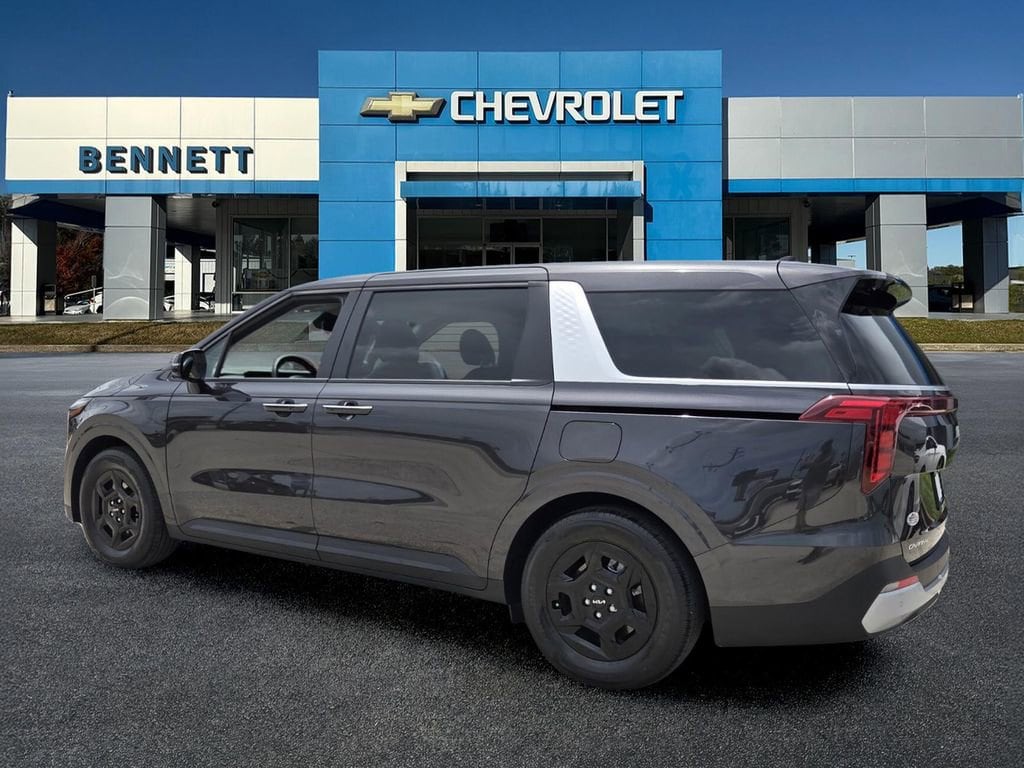 Used 2025 Kia Carnival LXS