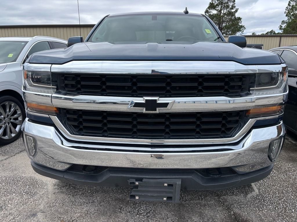 Used 2017 Chevrolet Silverado 1500 LT Truck