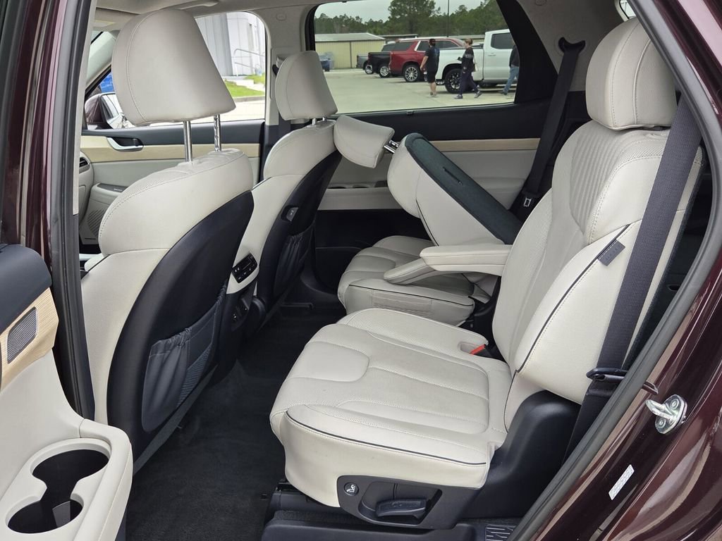 2024 Hyundai Palisade Limited - Photo 13