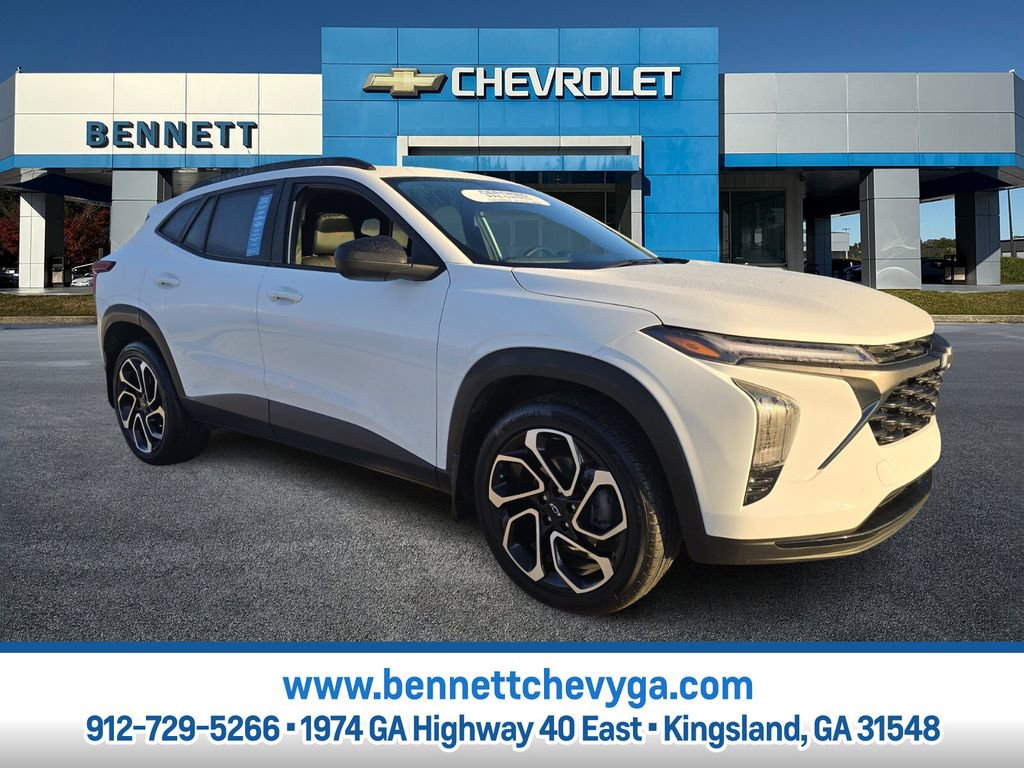 2024 Chevrolet Trax RS's photo