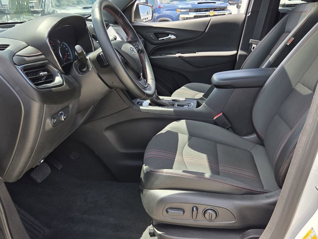 2024 Chevrolet Equinox RS - Photo 11